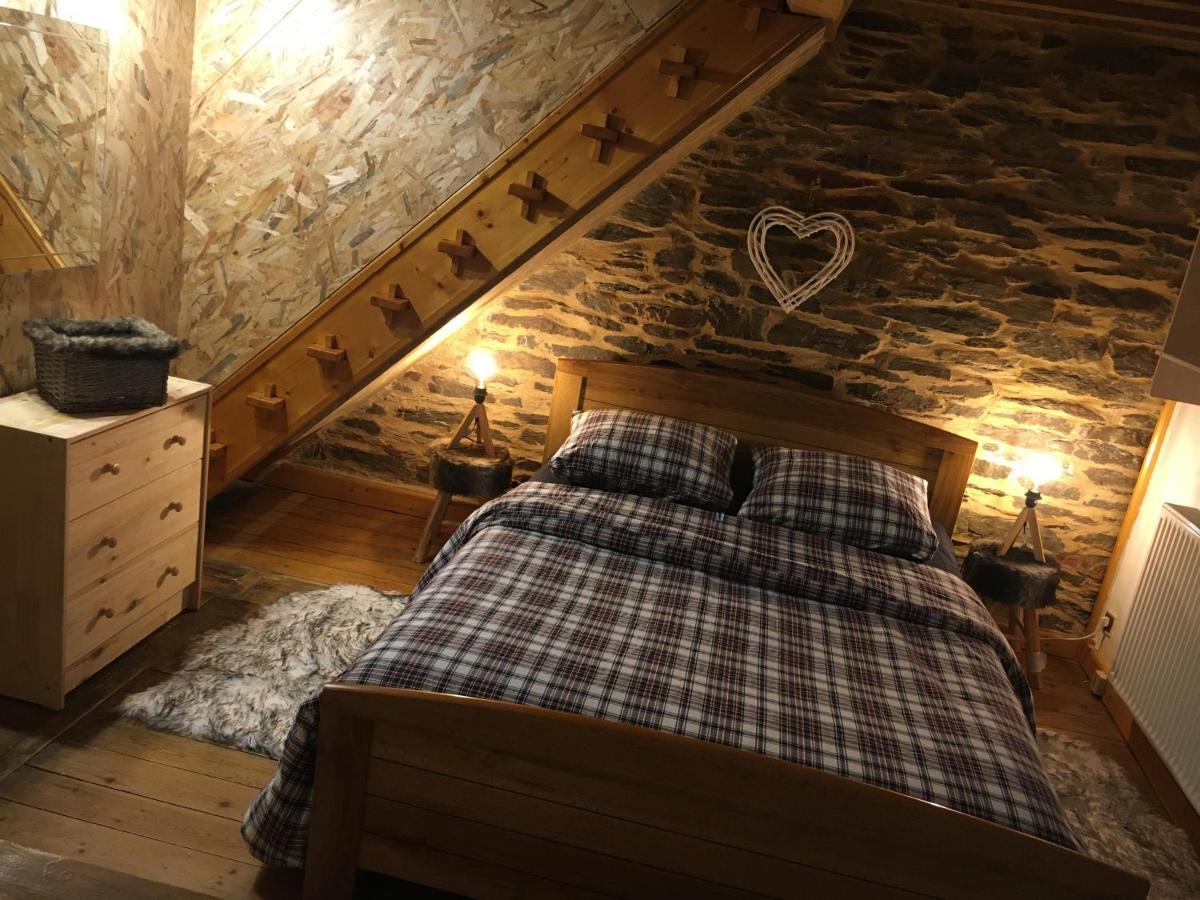 Appartement La Pénates à Chateau-Regnault-Bogny Extérieur photo